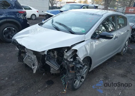 2016 Kia Forte Sx z USA, uszkodzony, nr VIN KNAFZ5A34G5631804